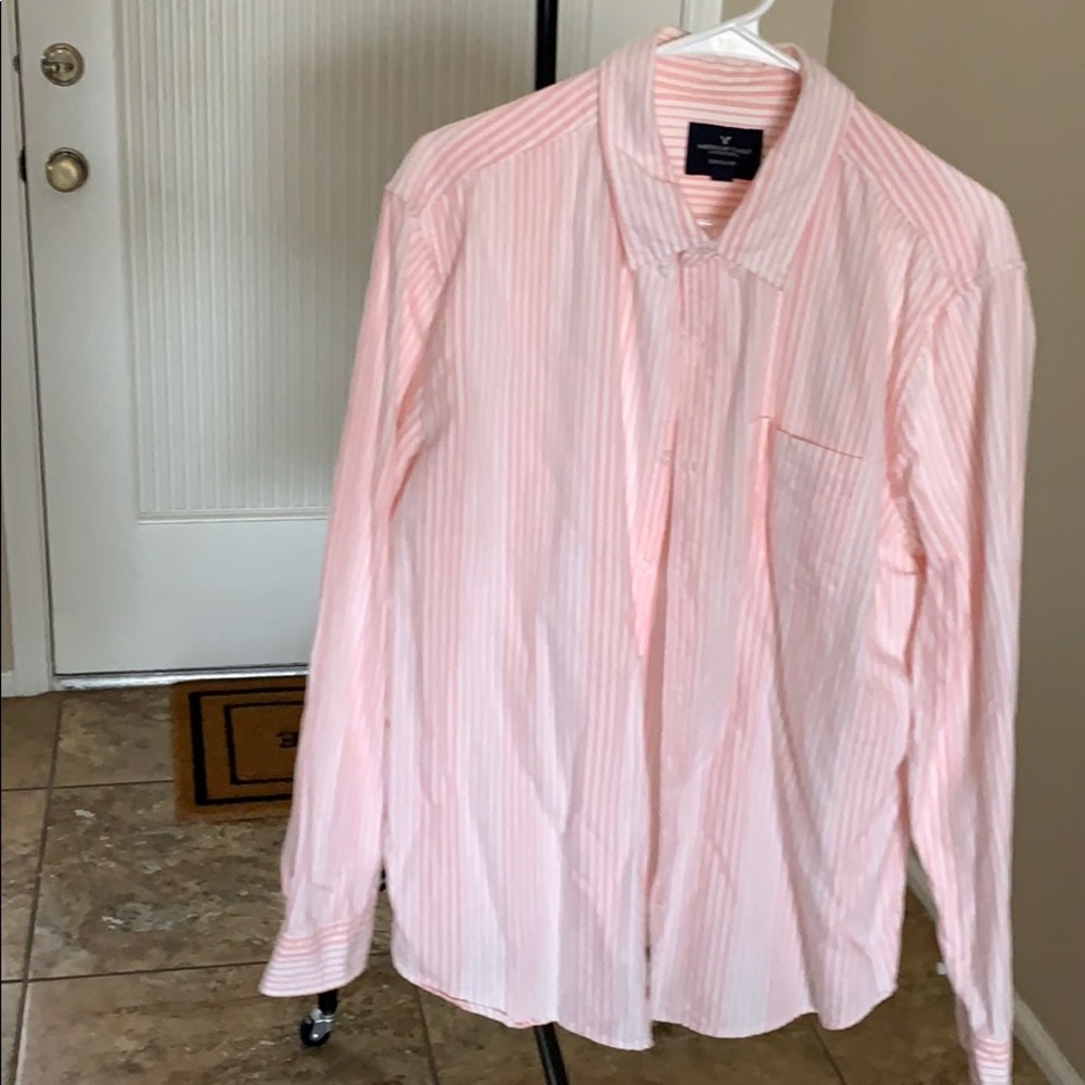 American Eagle Button Down